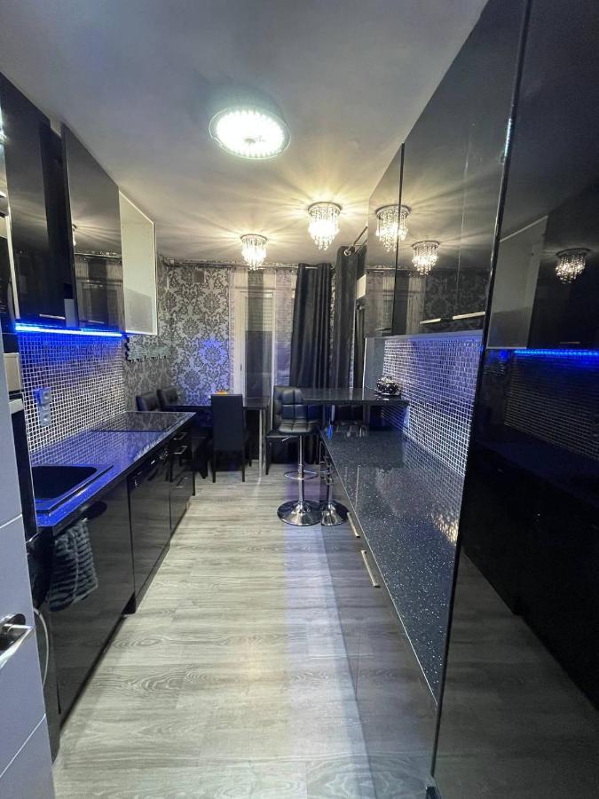 Luxury Room En Madrid Kültér fotó